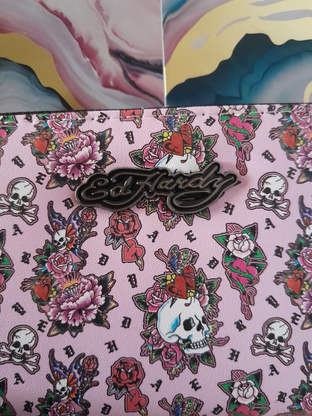Ed Hardy NWT Pink Skull Rose Tattoo Print Zip Around Wallet Wristlet Clutch - Picture 2 of 7